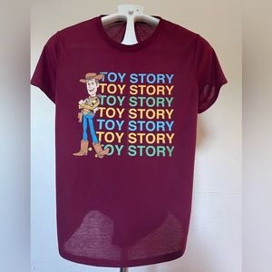 Toy story shirt color wine Junior size L (11-13)